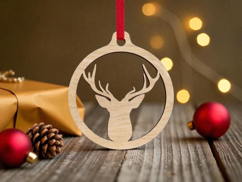 Laser Cut Deer Head Bauble Free Download