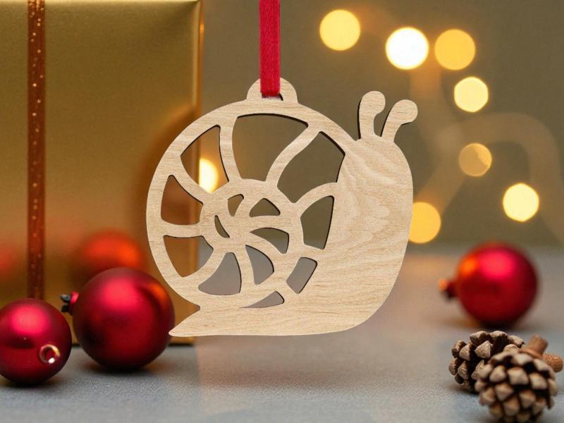 Laser Cut Snail Christmas Bauble Free Download