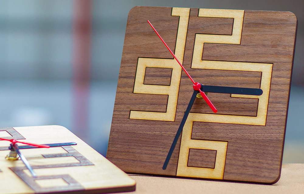 Laser Cut Stylish and Simple Clock Design