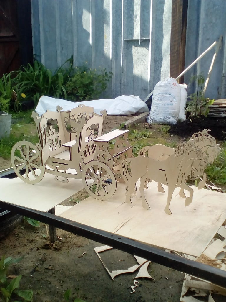Laser Cut Wooden Horse and Carriage 3D Wood Model Puzzle